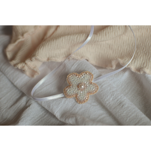 Headband à fleur brodé perles rose, pêche et blanc pour bébé et petite fille