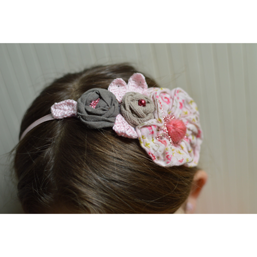 Headband brodé de fleurs en tissu, perles et crochet pour bébé et petite fille