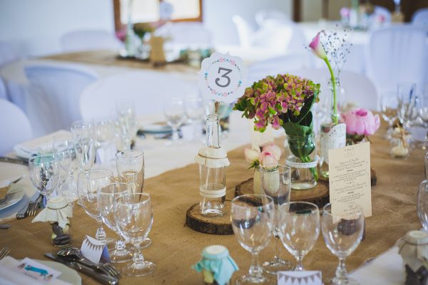 Décoration de tables et salle de fête pour mariage