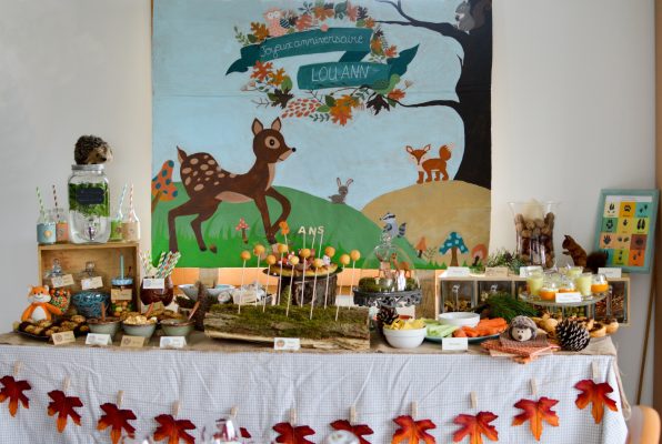 Sweet table thème "Animaux de la forêt" pour fête d'anniversaire d'enfant