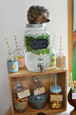 Sweet table thème "Animaux de la forêt" pour fête d'anniversaire d'enfant